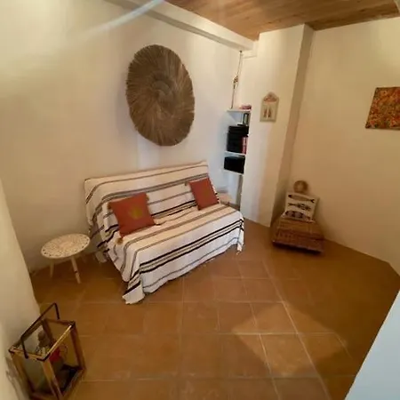 Coquette Maison De Village Pour 4 Pers Quinson